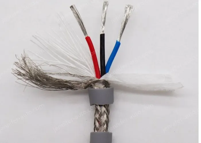 TRVVP Highly flexible 6 cores*0.2 square